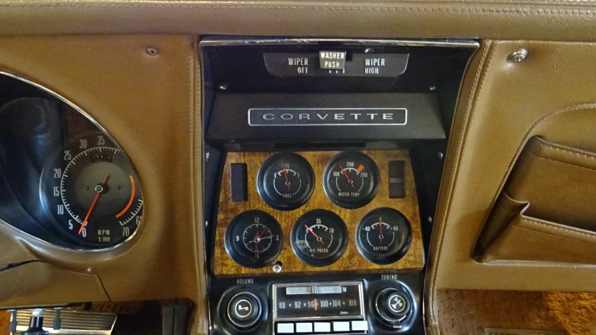 Chevrolet Corvette C3 Stingray 1971 - zdjęcie dodatkowe nr 11