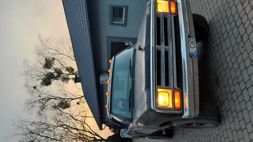 Dodge RAM Ram 1500 1985 - zdjęcie główne