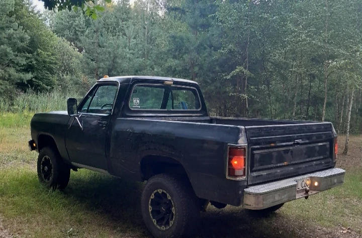 Dodge RAM Ram 1500 1985 - zdjęcie dodatkowe nr 4