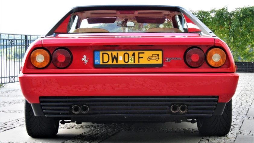 Ferrari Mondial 3.2 V8 1988 - zdjęcie dodatkowe nr 4