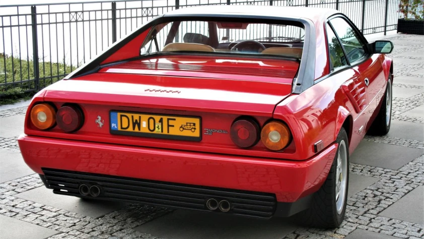 Ferrari Mondial 3.2 V8 1988 - zdjęcie dodatkowe nr 5