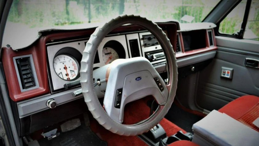 Ford Bronco II 1988 - zdjęcie dodatkowe nr 13
