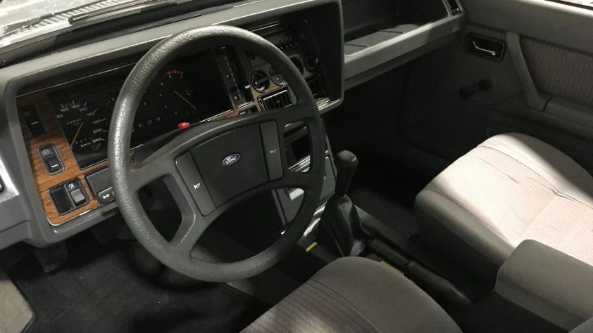 Ford Granada 2.0 1983 - zdjęcie dodatkowe nr 8