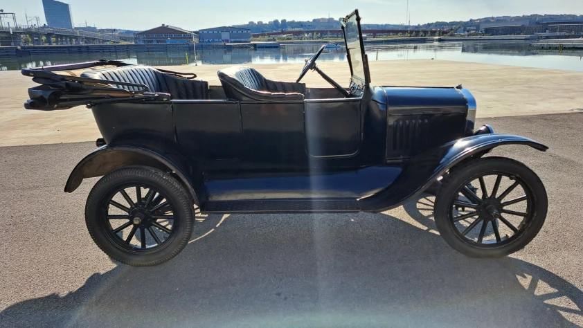 Ford Model T 1924 - zdjęcie dodatkowe nr 2