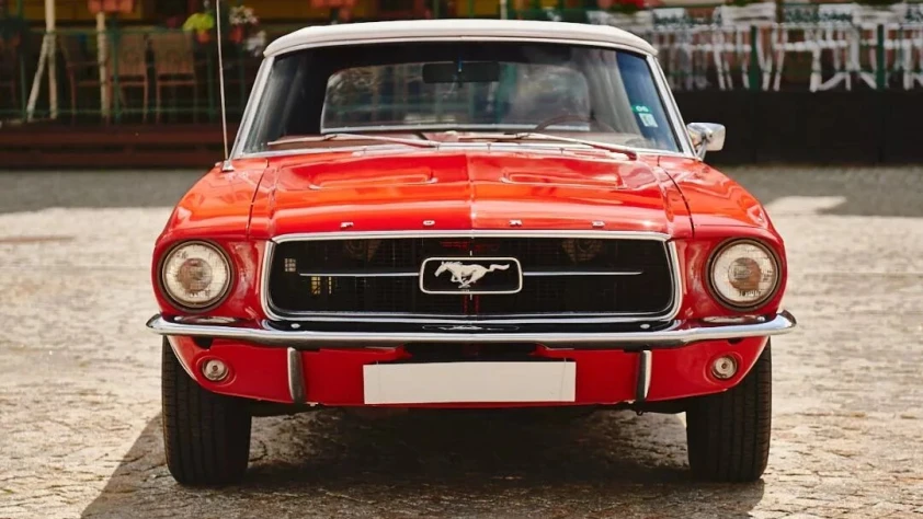 Ford Mustang Cabrio 1966 - zdjęcie główne