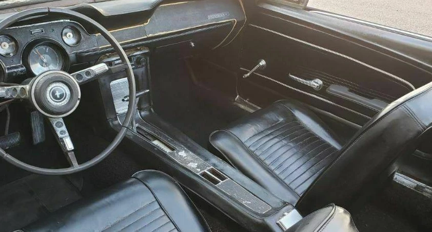 Ford Mustang Convertible 1967 - zdjęcie dodatkowe nr 9