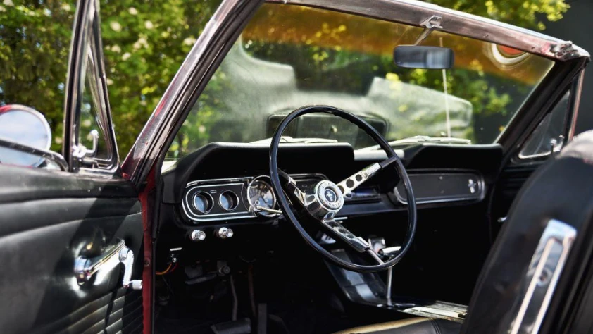 Ford Mustang Convertible 1966 - zdjęcie dodatkowe nr 9