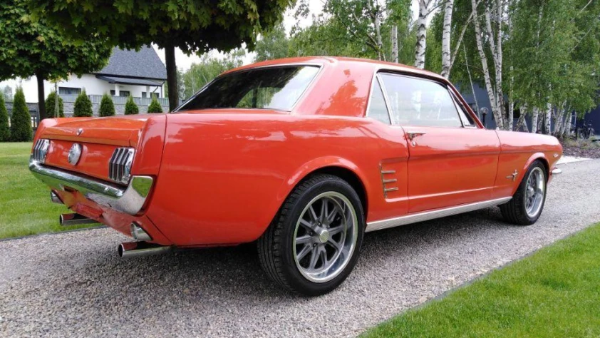 Ford Mustang Coupe 1966 - zdjęcie dodatkowe nr 5