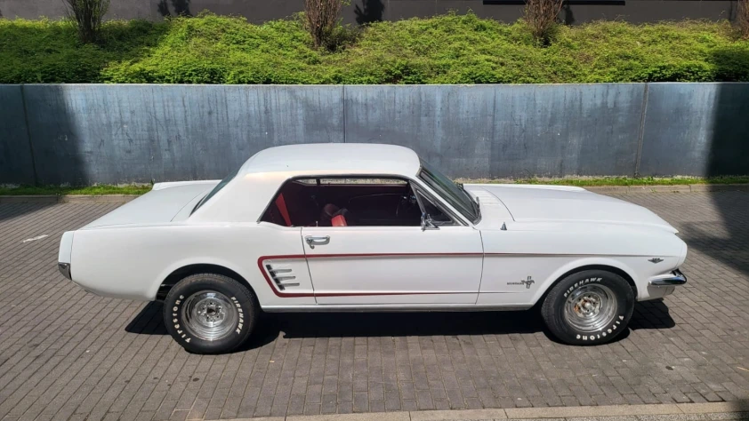 Ford Mustang I COUPE 1966 - zdjęcie dodatkowe nr 1