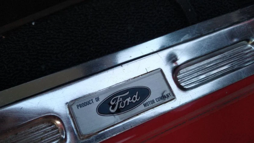 Ford Mustang V8 1965 - zdjęcie dodatkowe nr 23