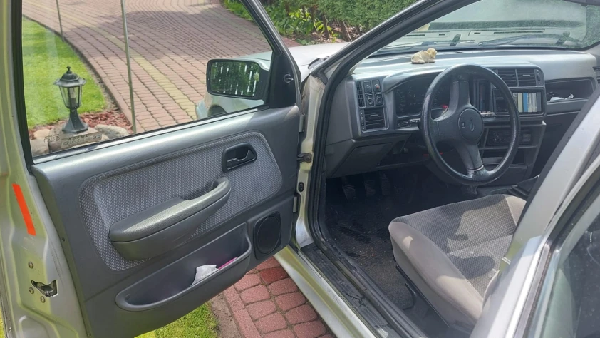 Ford Sierra Turbo Diesel Ghia 1992 - zdjęcie dodatkowe nr 14