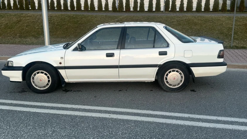 Honda Accord 2.0i 16V-4W ALB 1989 - zdjęcie dodatkowe nr 5