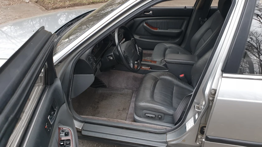 Honda Legend 3.2 KA7 sedan 1993 - zdjęcie dodatkowe nr 10