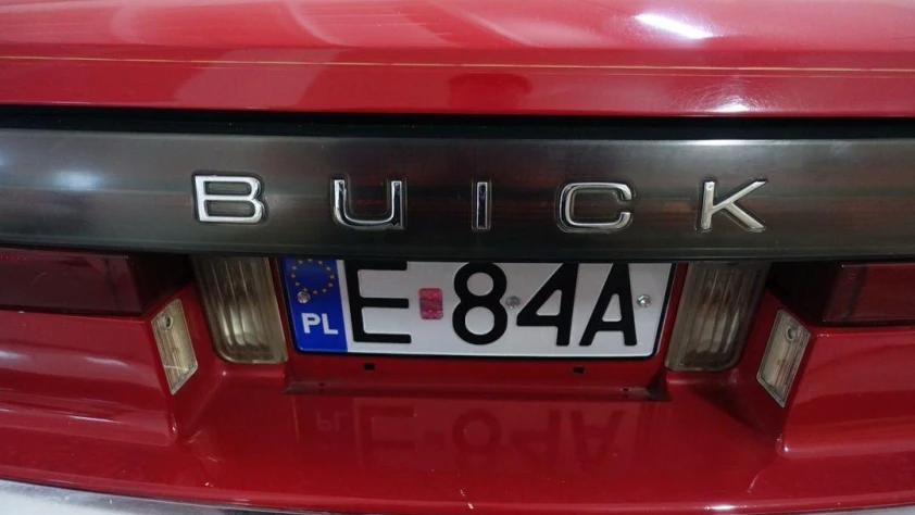 Buick Reatta 3.8 1990 - zdjęcie dodatkowe nr 19