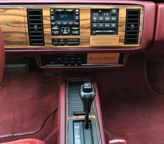 Buick Regal 1988 - zdjęcie dodatkowe nr 11