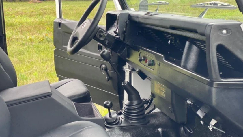Land Rover Defender 110 1993 - zdjęcie dodatkowe nr 34
