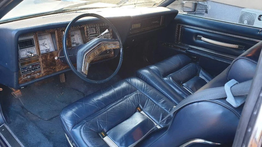 Lincoln Continental Mark V 1979 - zdjęcie dodatkowe nr 4