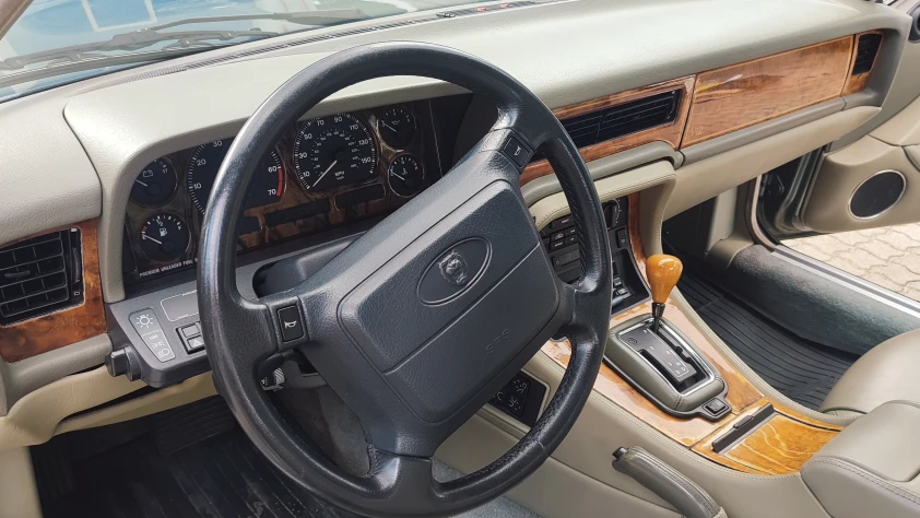 Jaguar XJ 81 1994 - zdjęcie dodatkowe nr 7