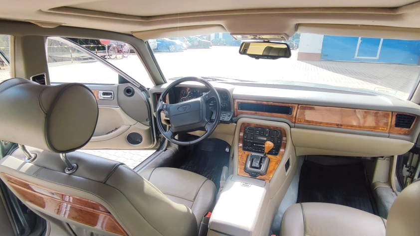 Jaguar XJ 81 1994 - zdjęcie dodatkowe nr 9