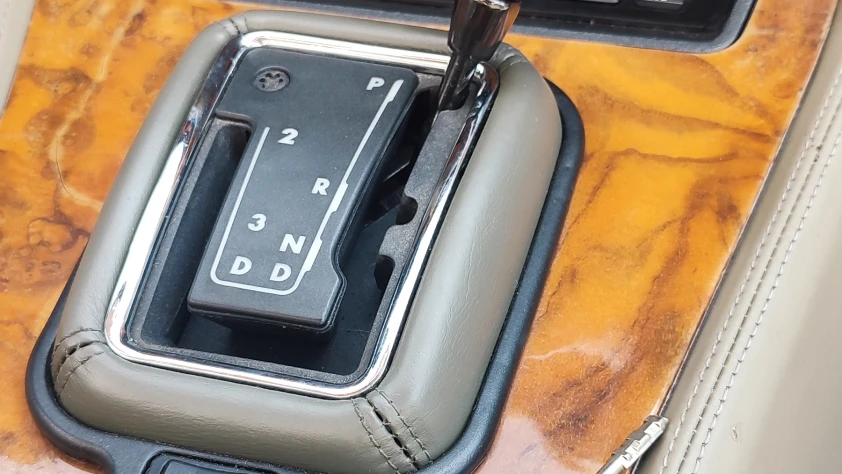 Jaguar XJ 81 1994 - zdjęcie dodatkowe nr 12