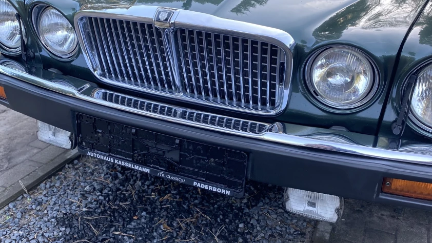 Jaguar  XJ  V12 Sovereign 1987 - zdjęcie dodatkowe nr 14