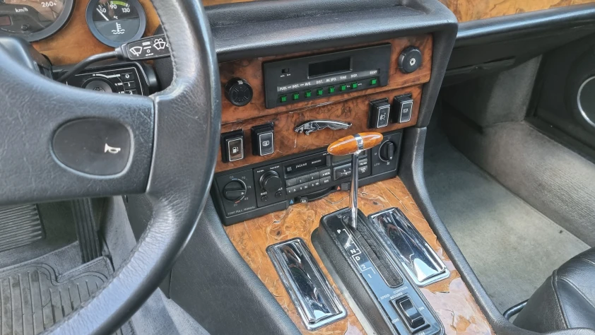 Jaguar XJ XJ12 5.3l Mark III 1992