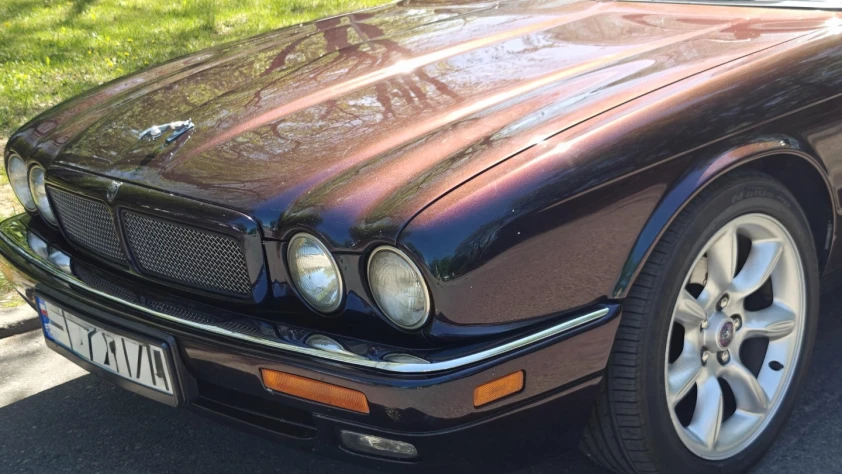 Jaguar XJ XJR6 4.0 Supercharged X306 MANUAL 1995 - zdjęcie dodatkowe nr 1