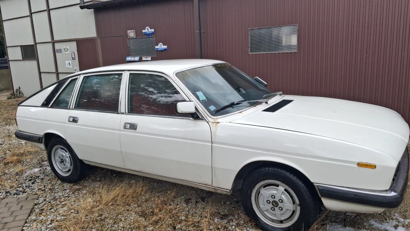 Lancia Gamma 2500 1978 - zdjęcie główne