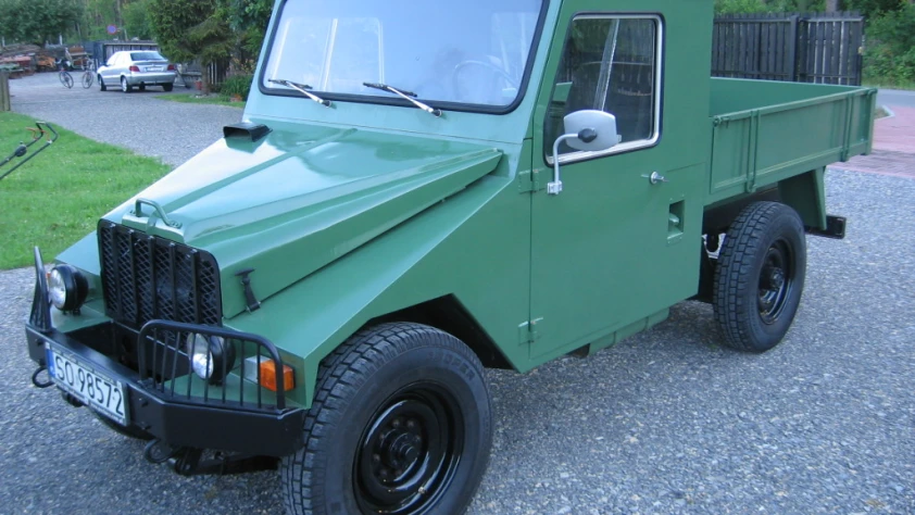 Land Rover Defender Cournil, UMM, Jeep, Merc G 1981 - zdjęcie główne