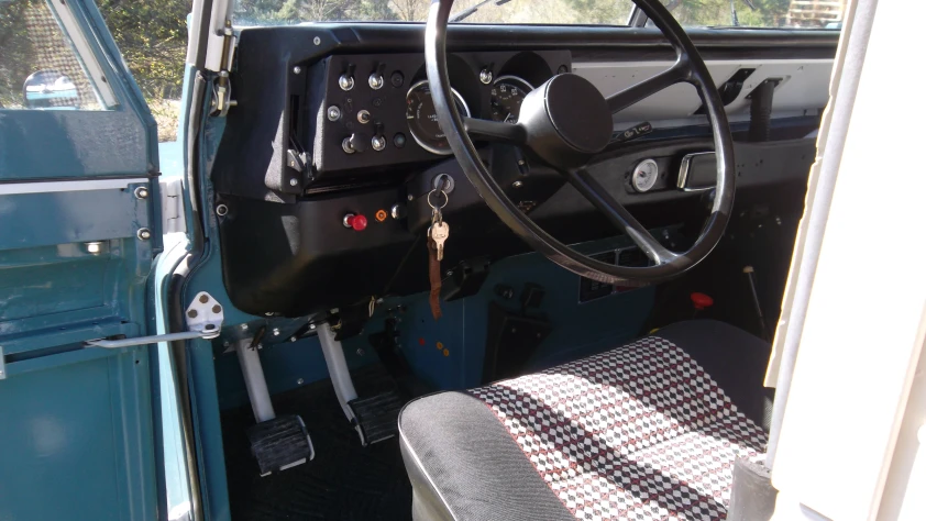 Land Rover Defender seria 3  88 1976 - zdjęcie dodatkowe nr 7