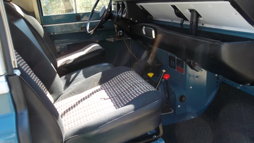 Land Rover Defender seria 3  88 1976 - zdjęcie dodatkowe nr 8