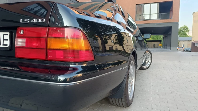 Lexus LS 400 UCF20 1996 - zdjęcie dodatkowe nr 2