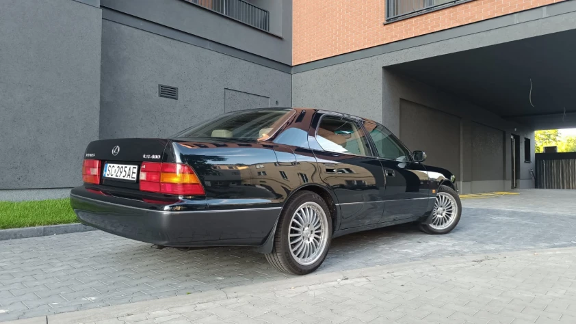 Lexus LS 400 UCF20 1996 - zdjęcie dodatkowe nr 25