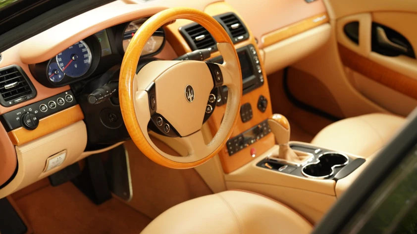 Maserati Quattroporte Automatic ZF 2009 - zdjęcie dodatkowe nr 13