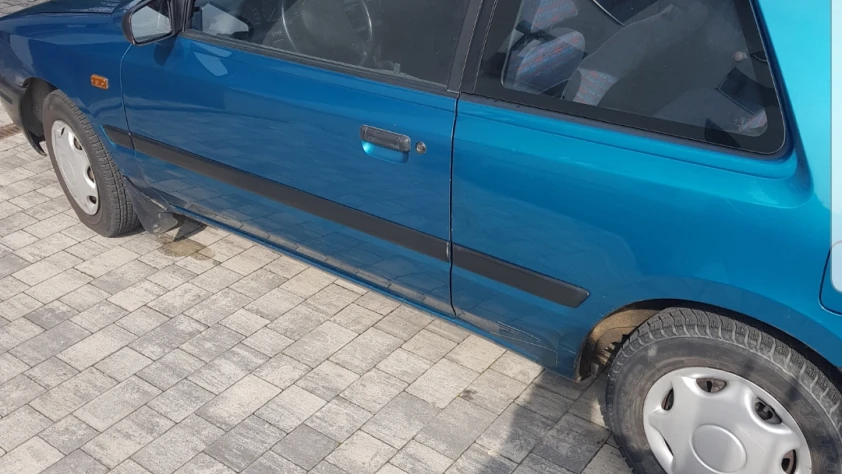 Mazda 323 BG 1992 - zdjęcie dodatkowe nr 1
