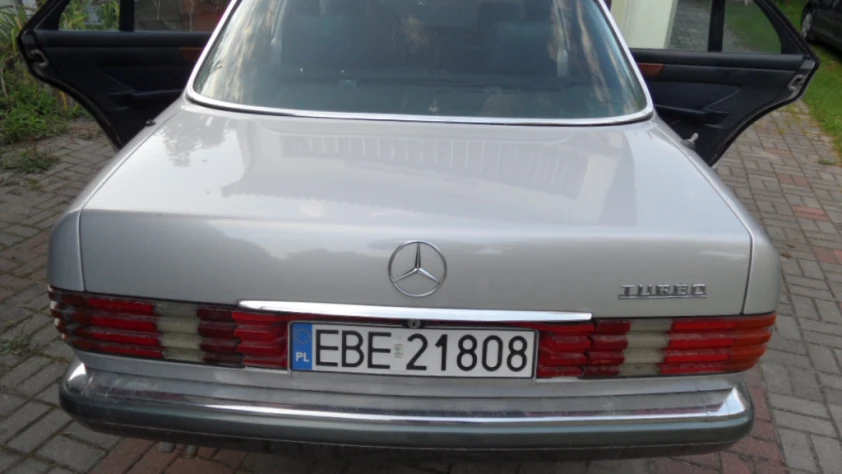 Mercedes Klasa S W124 300 SDL Turbo 1986 - zdjęcie dodatkowe nr 6