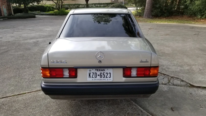 Mercedes W201 190 E 1993 - zdjęcie dodatkowe nr 3