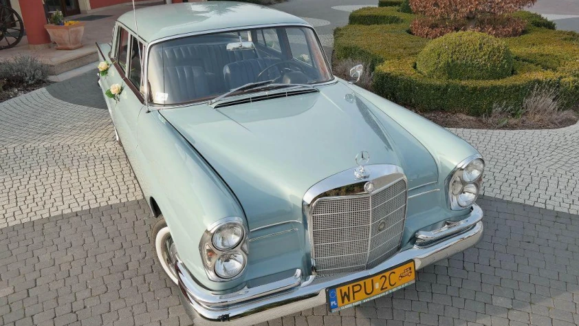 Mercedes W111 220S  1963 - zdjęcie dodatkowe nr 5