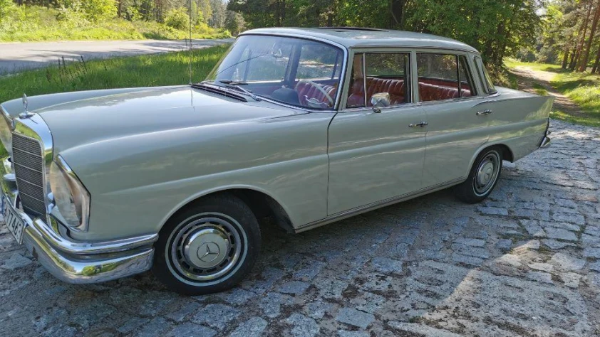 Mercedes W111 220SE  1964 - zdjęcie dodatkowe nr 2