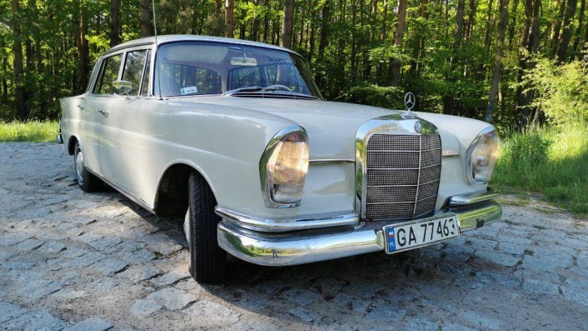 Mercedes W111 220SE  1964 - zdjęcie dodatkowe nr 4