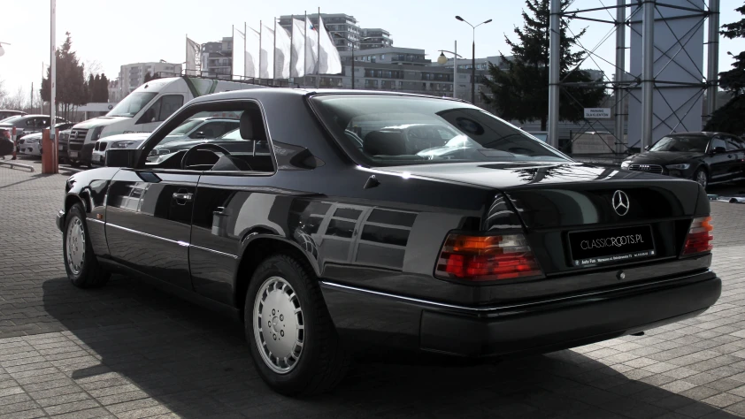 Mercedes W124 Coupe C124 230 CE  1991 - zdjęcie dodatkowe nr 4