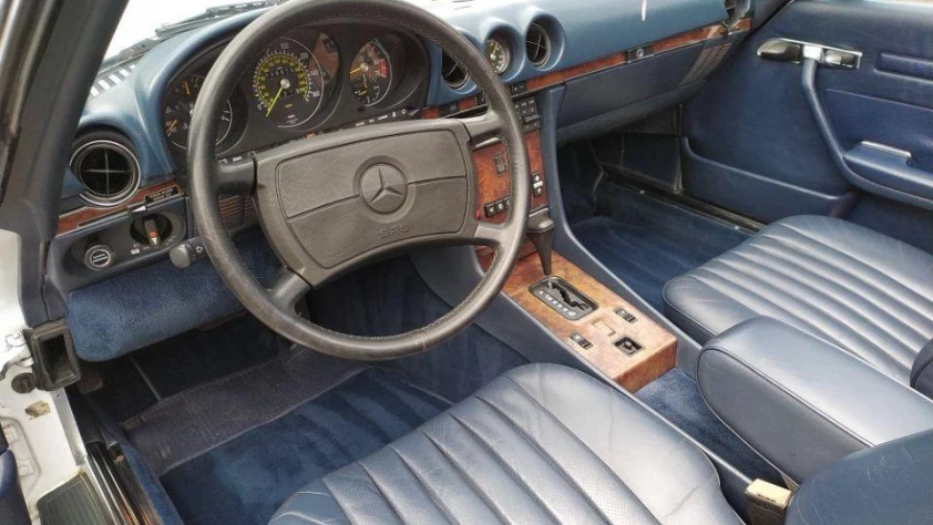 Mercedes SL 560 R107 1987 - zdjęcie dodatkowe nr 6