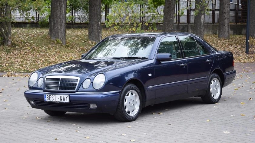 Mercedes Klasa E E230 - 1995