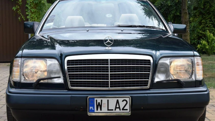 Mercedes Klasa E W124 320 1993 - zdjęcie dodatkowe nr 1