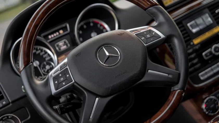 Mercedes Klasa G G550 2012 - zdjęcie dodatkowe nr 16