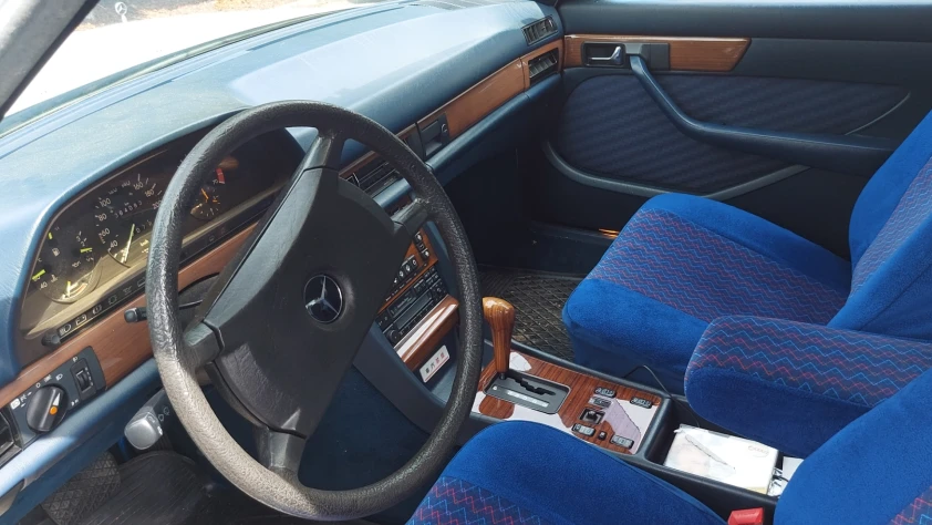 Mercedes Klasa S W 300 SE 1986 - zdjęcie dodatkowe nr 8