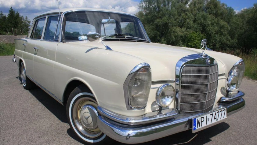 Mercedes W111 1965 - zdjęcie dodatkowe nr 1