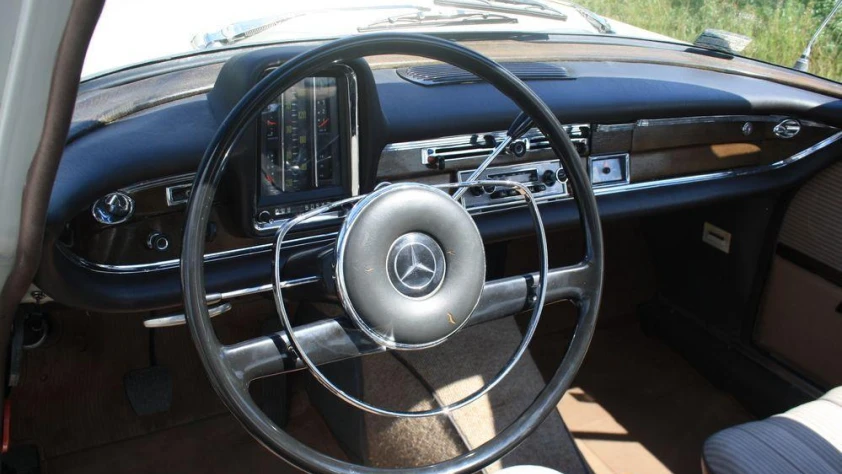 Mercedes W111 1965 - zdjęcie dodatkowe nr 33