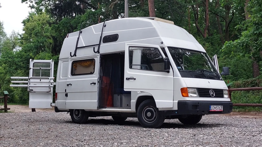 Mercedes Mb100 W631 2,4 - 1992