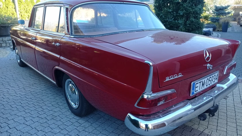 Mercedes W110 200d 1967 - zdjęcie dodatkowe nr 7